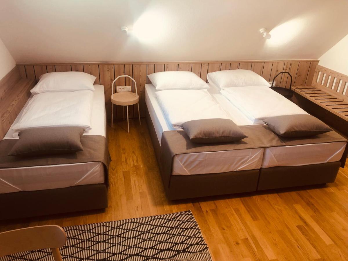Na Vasi Restavracija In Prenocisca Ξενοδοχείο Škofja Loka Εξωτερικό φωτογραφία